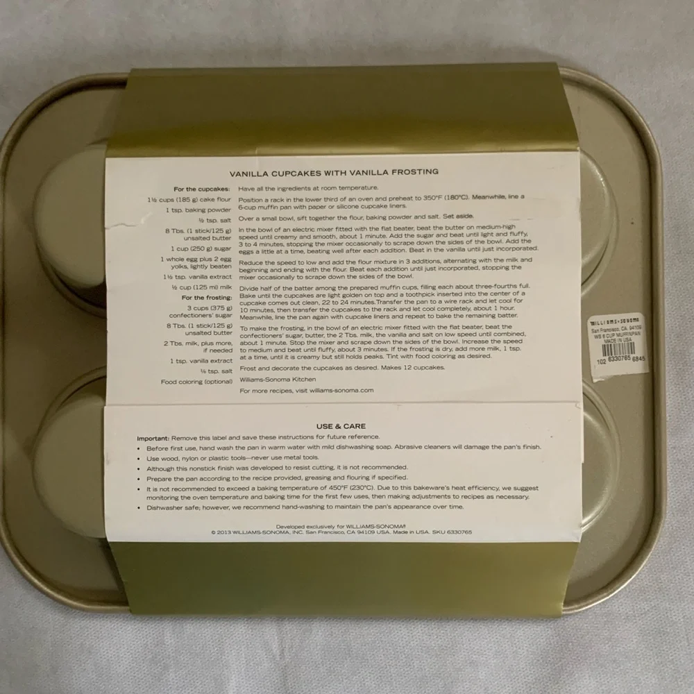 NWT Williams Sonoma Goldtouch Nonstick 6-Well Muffin Pan - Picture 2 of 2